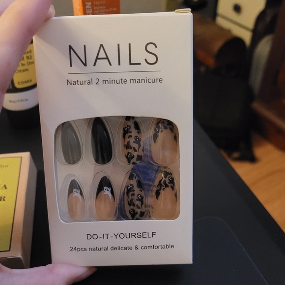 Beauty bundle - Picture 3 of 6